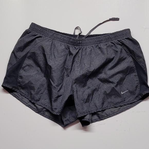 Nike running shorts girls large @A8 - Picture 1 of 5